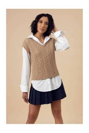 Ariana Cabled Vest