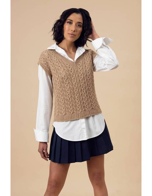 Ariana Cabled Vest